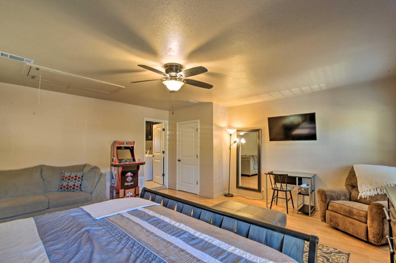 San Antonio Oasis With Hot Tub, Pool And Outdoor Bar! Βίλα Εξωτερικό φωτογραφία